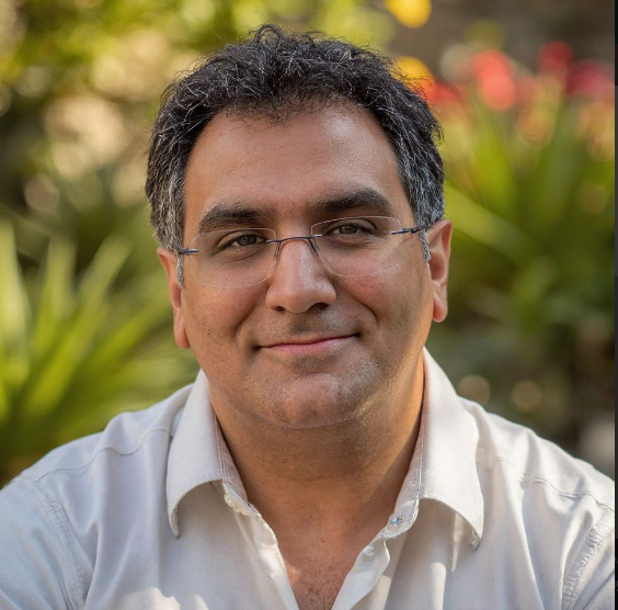 Dr. Navid Nazhand professional headshot